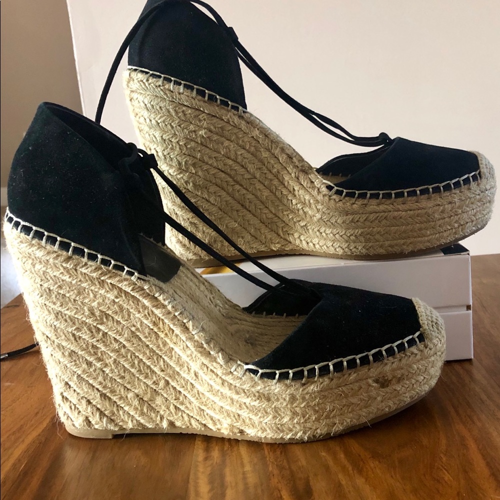 Vince Camuto Airlia Espadrille
